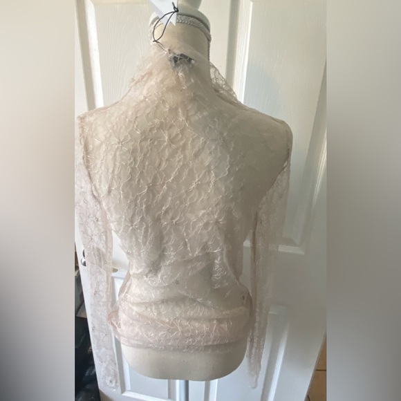 LACE TOP - Picture 3 of 4